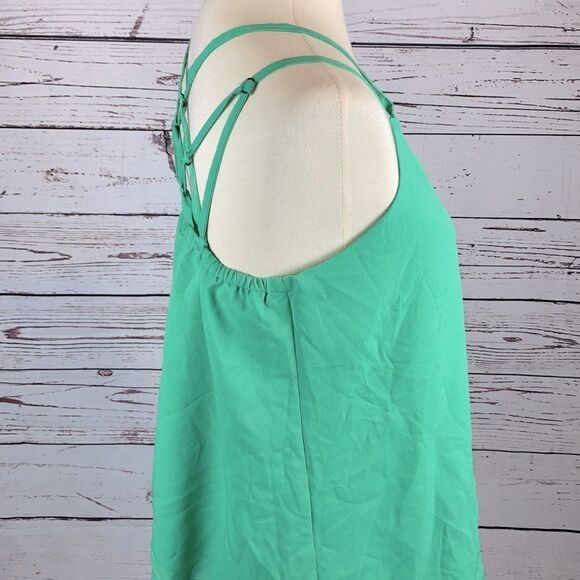 Belle Du Jour Green Strappy Tank - Picture 3 of 3